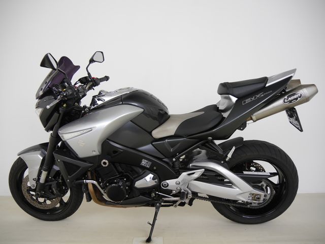 suzuki - b-king-1300
