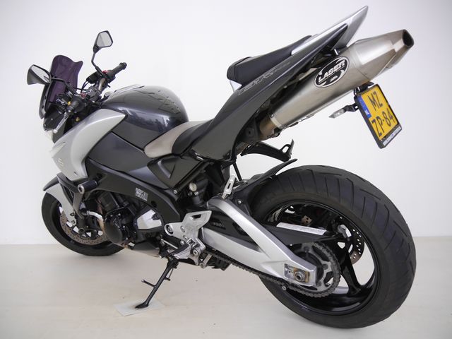 suzuki - b-king-1300
