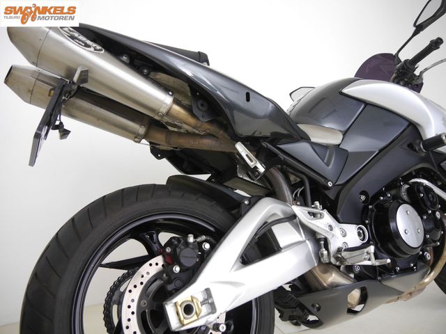 suzuki - b-king-1300