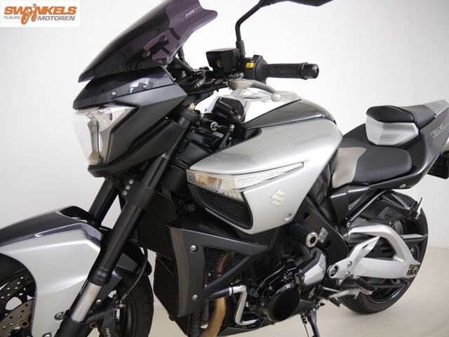 suzuki - b-king-1300