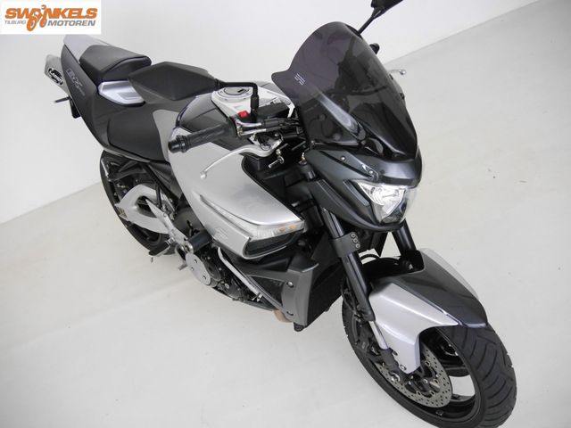 suzuki - b-king-1300