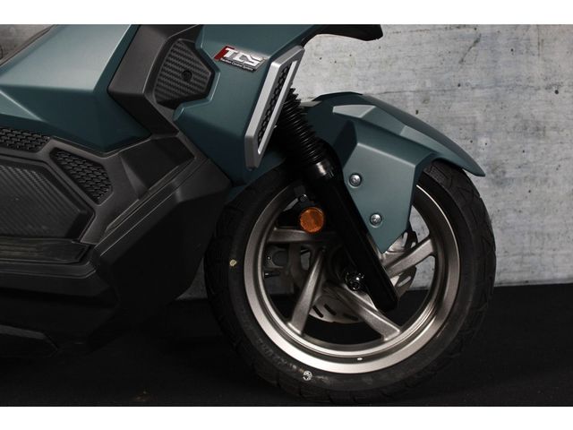 sym - adx-125