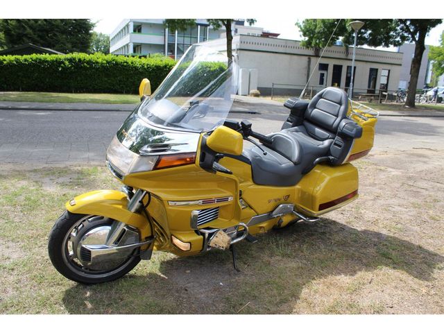 honda - gl-1500-se-goldwing