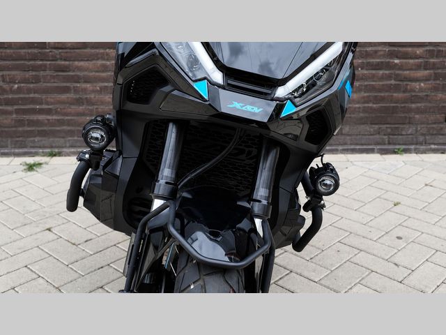 honda - x-adv