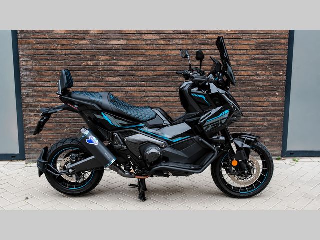 honda - x-adv