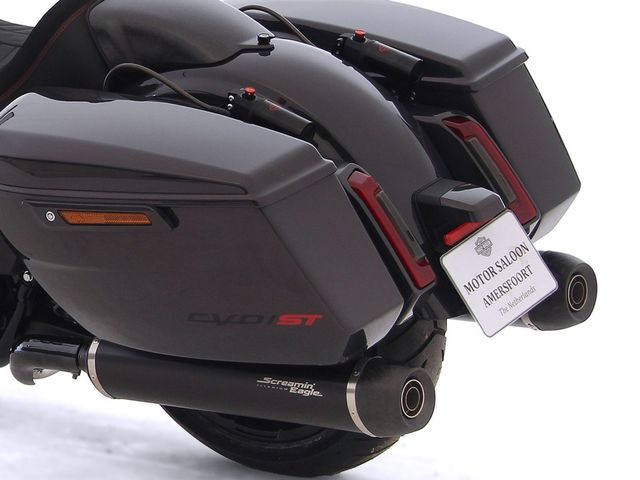 harley-davidson - road-glide-screamin-eagle-cvo-fltrxse