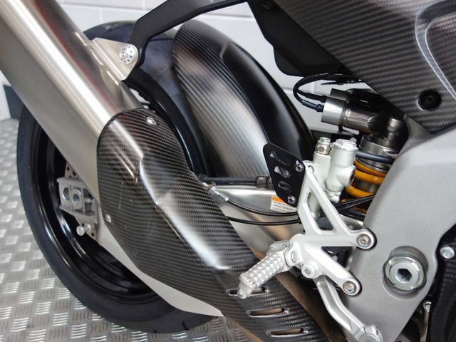 aprilia - tuono--v4-1100-factory