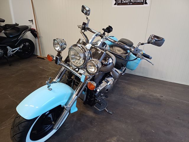 suzuki - 1500-intruder-lc