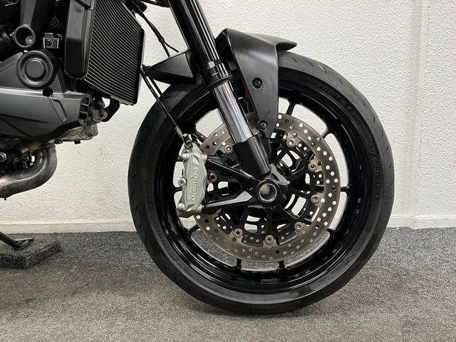 ducati - m-600