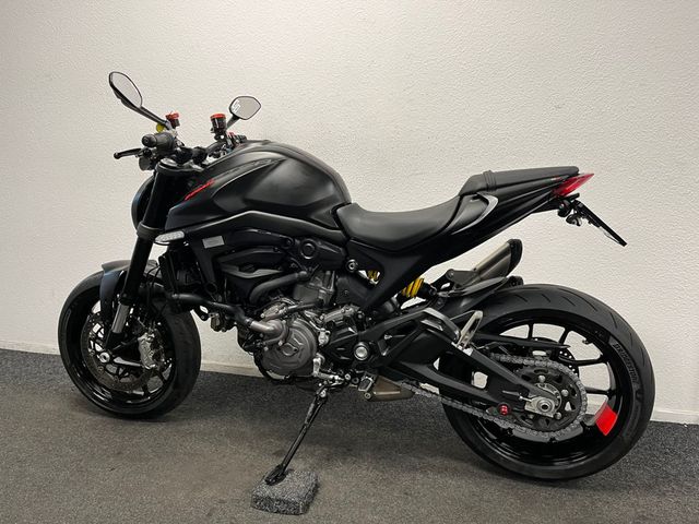 ducati - m-600