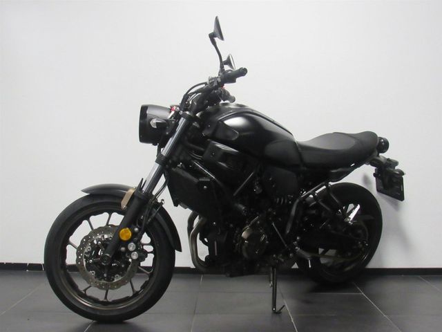 yamaha - xsr-700-abs