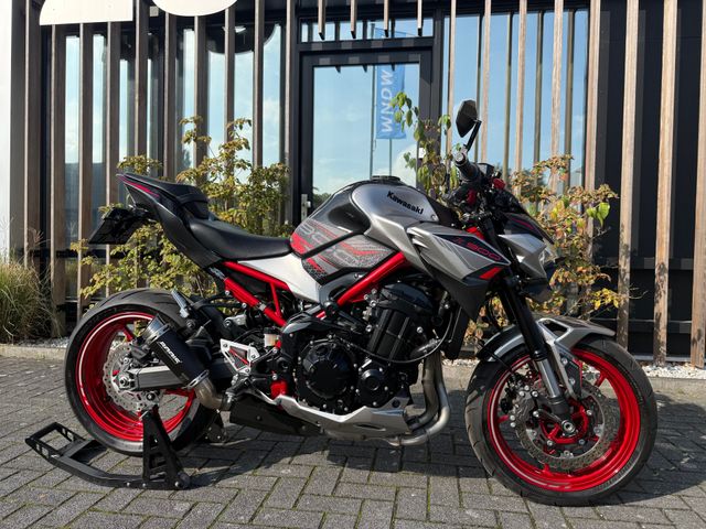 kawasaki - z900