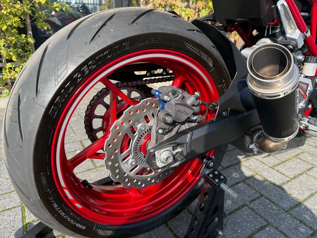 kawasaki - z900
