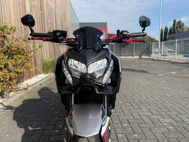 kawasaki - z900