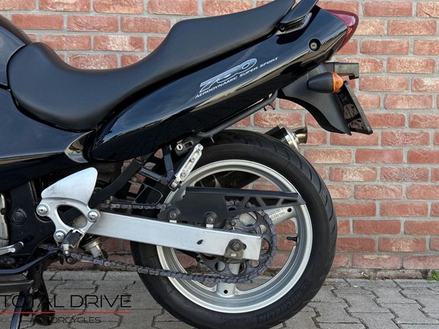 suzuki - gsx-750-f