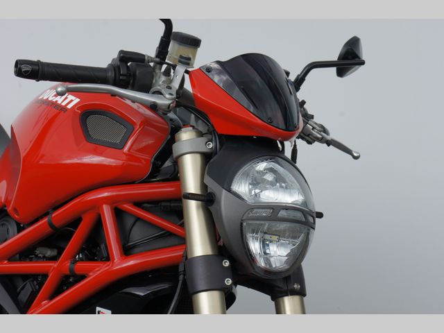 ducati - m-1100-evo