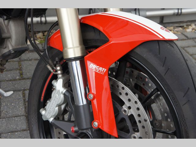 ducati - m-1100-evo
