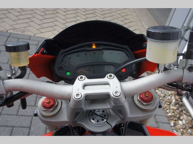 ducati - m-1100-evo