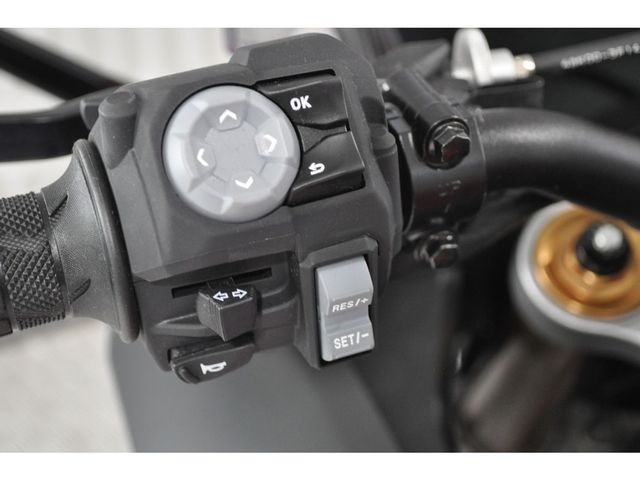 suzuki - gsx-s-1000-gt