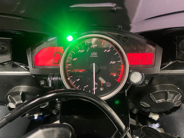 yamaha - yzf-r6