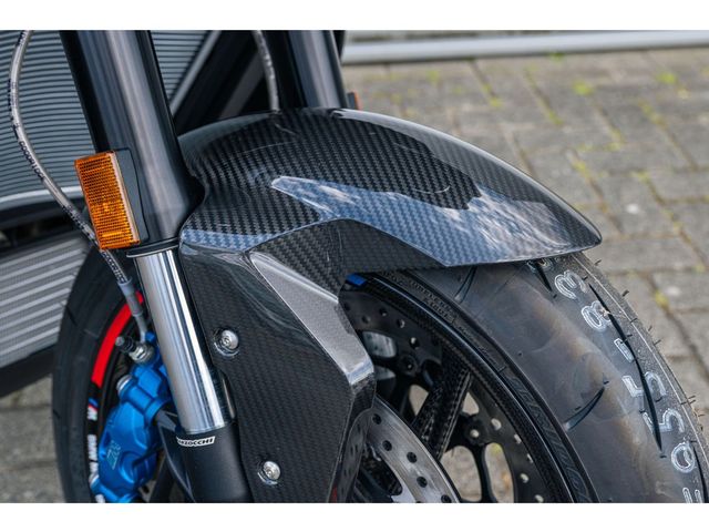 bmw - m-1000-xr
