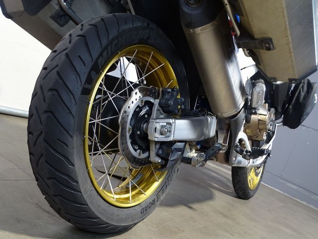 honda - crf-1100-l-africa-twin-adventure-sports