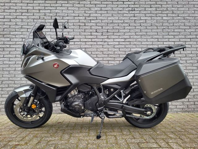 honda - nt-1100-dct