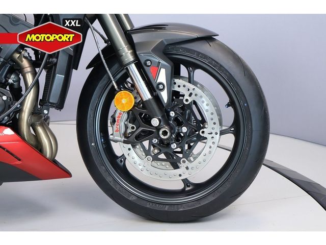 triumph - street-triple-rs