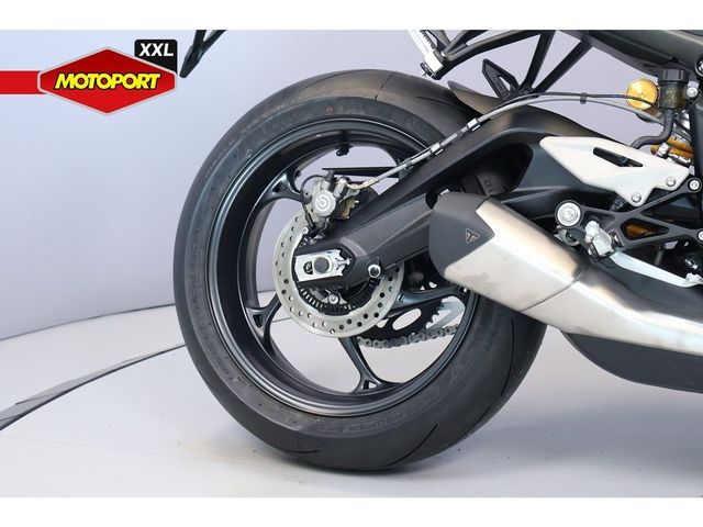 triumph - street-triple-rs