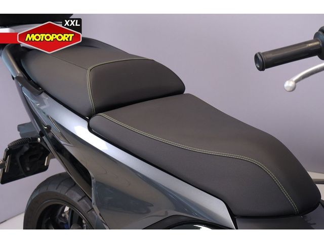 bmw - c-evolution