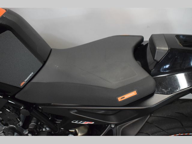 ktm - 890-duke