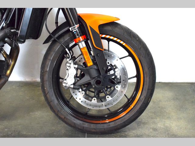 ktm - 890-duke
