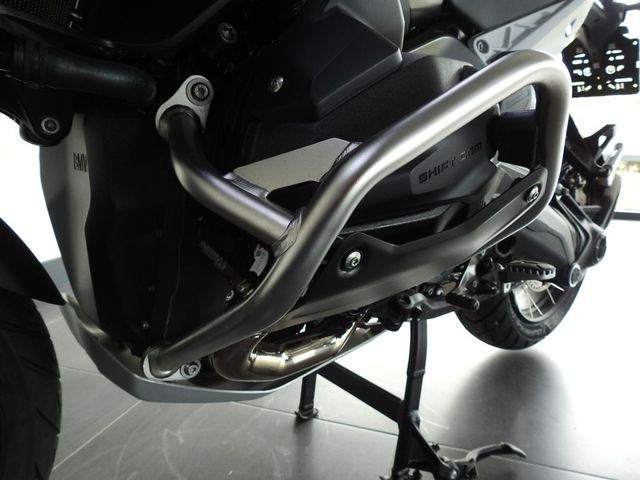 bmw - r-1300-gs