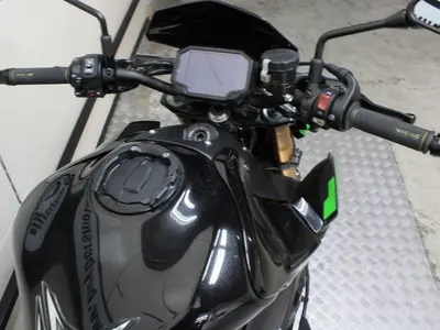 KAWASAKI Z900 SE – foto 4