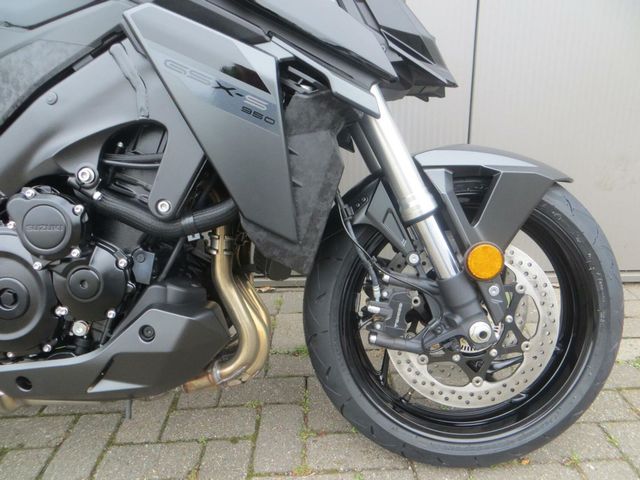 suzuki - gsx-s-950