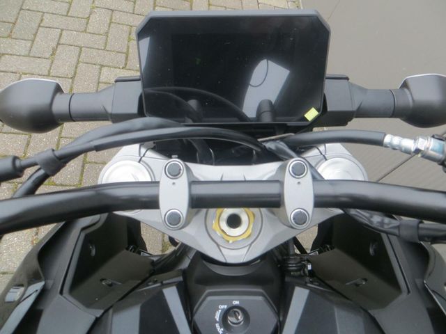 suzuki - gsx-s-950