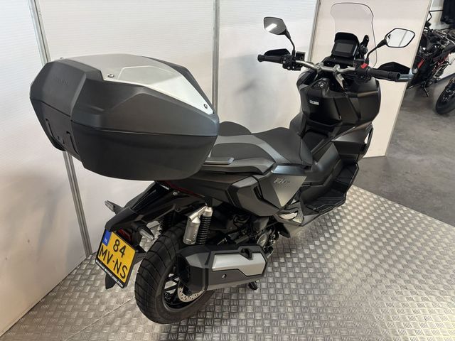 honda - adv-350