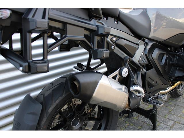 bmw - r-1300-gs-adventure