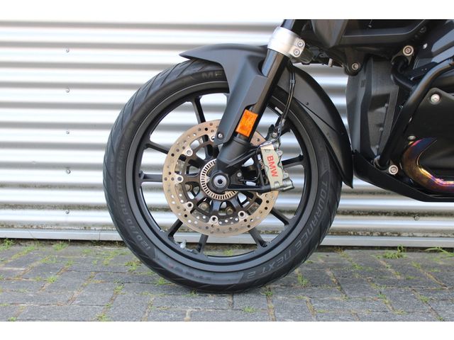 bmw - r-1300-gs-adventure
