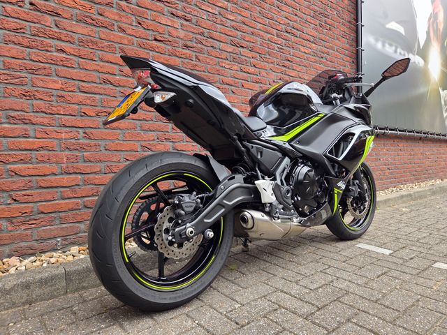kawasaki - ninja-650