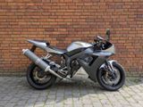 YAMAHA YZF R1