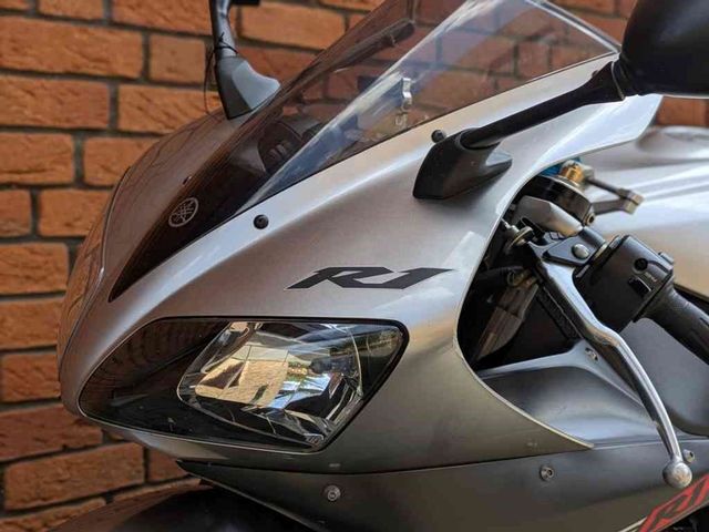 yamaha - yzf-r1