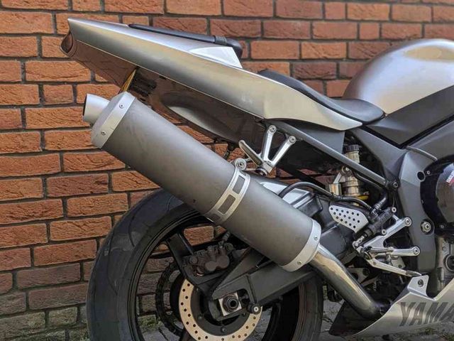 yamaha - yzf-r1