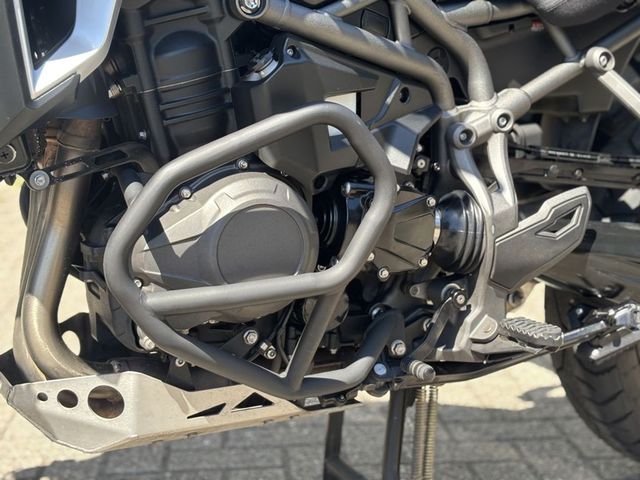 triumph - tiger-explorer-xcx