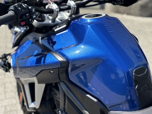triumph - tiger-explorer-xcx