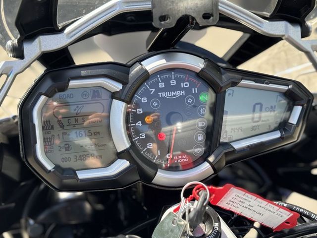 triumph - tiger-explorer-xcx