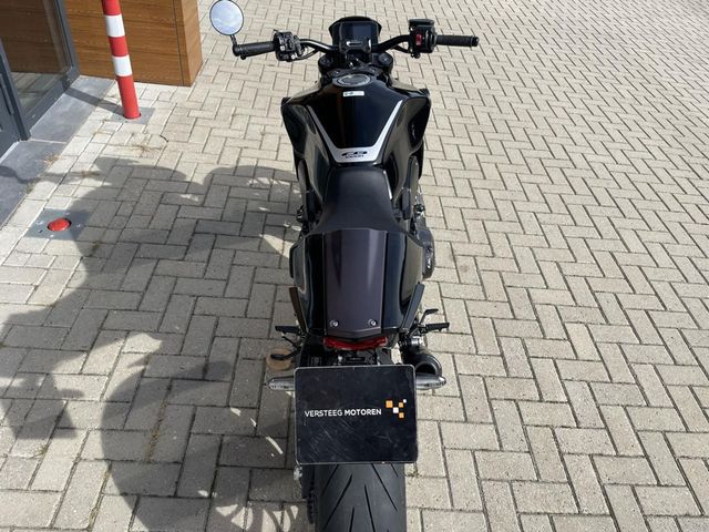 honda - cb-1000-r-black-edition