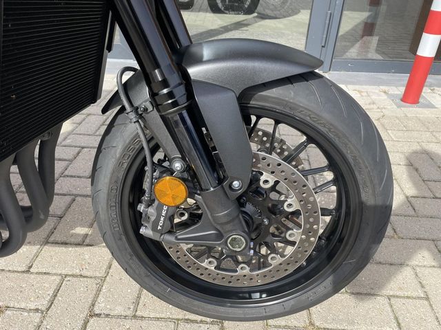honda - cb-1000-r-black-edition