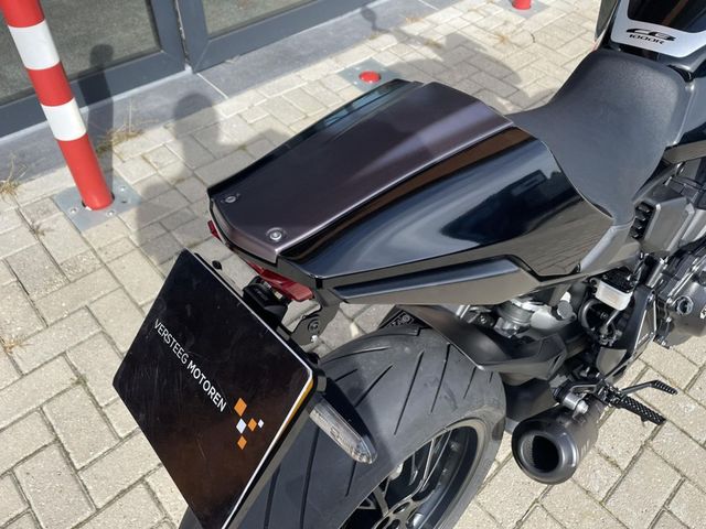 honda - cb-1000-r-black-edition