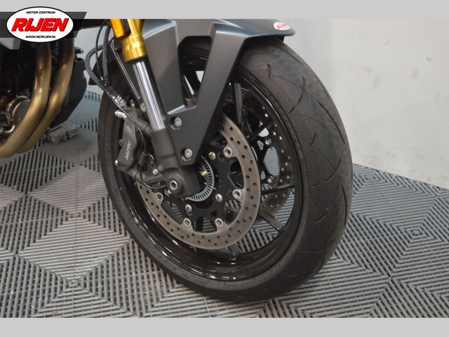 suzuki - gsx-8t